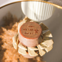 Charger l'image dans la galerie, Savon vanille et marc de café